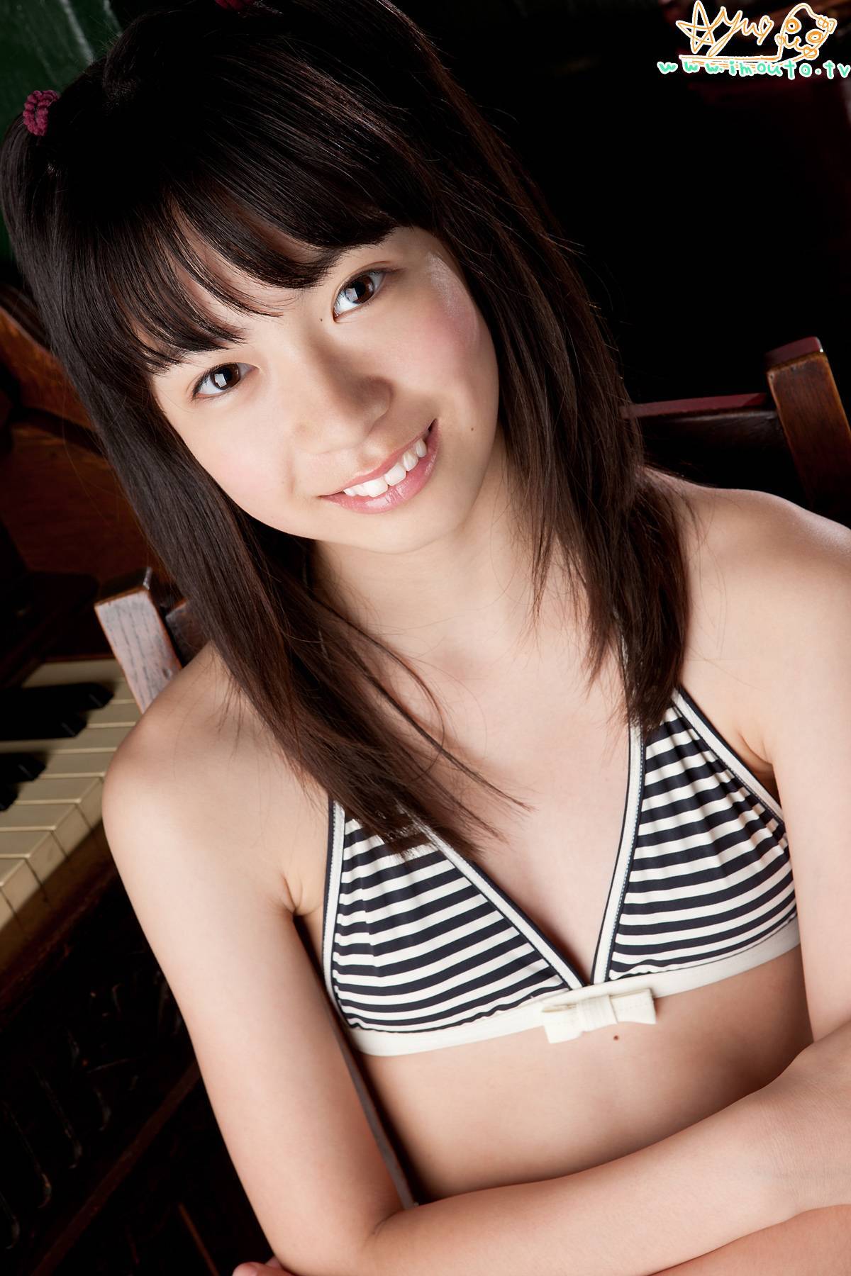 [Imouto.tv] 2013.04.18 牧原あゆ Ayu Makihara ~ shimacollemakihara03-04